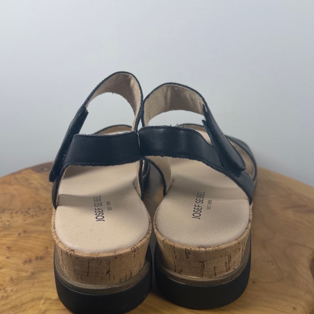 NWOT Black Sandals - Picture 5 of 6
